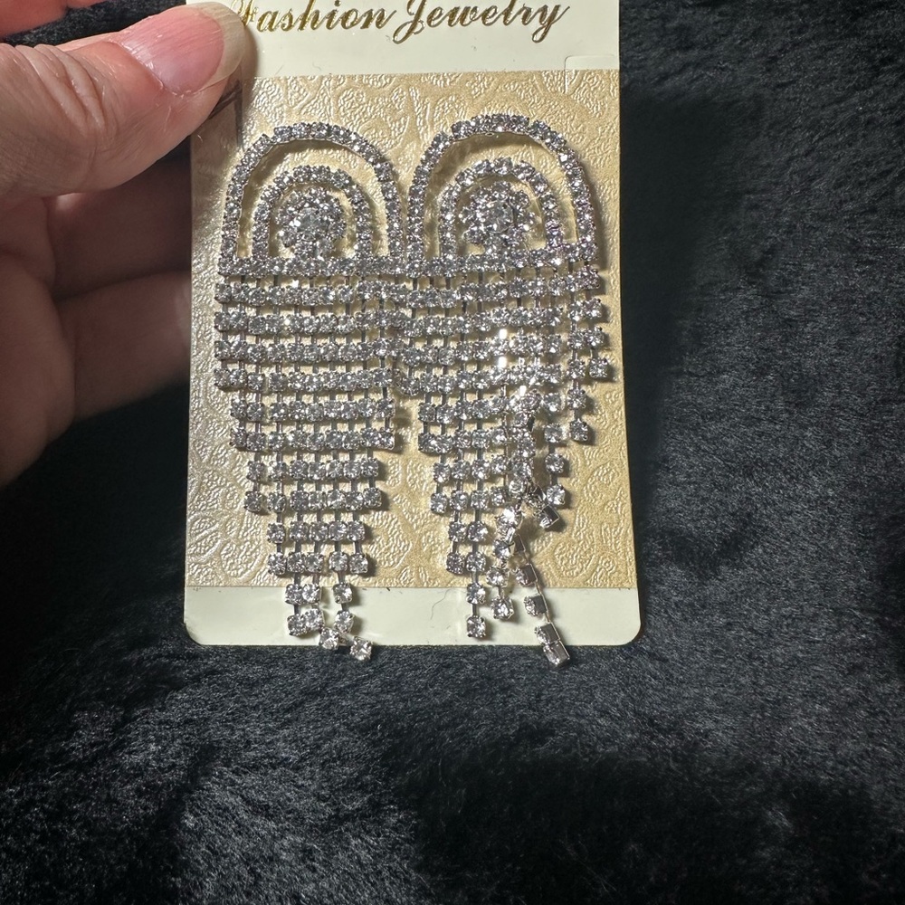 Elegant Silver Dangle Earrings
